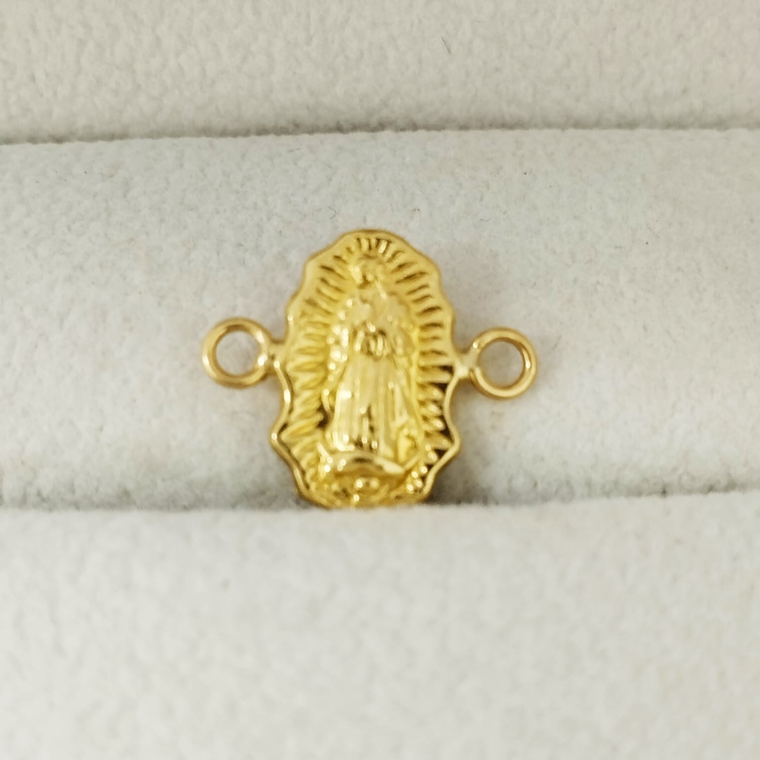 Herraje Virgen Guadalupe Silueta 1.5cm /0.5/gr ID: 2383