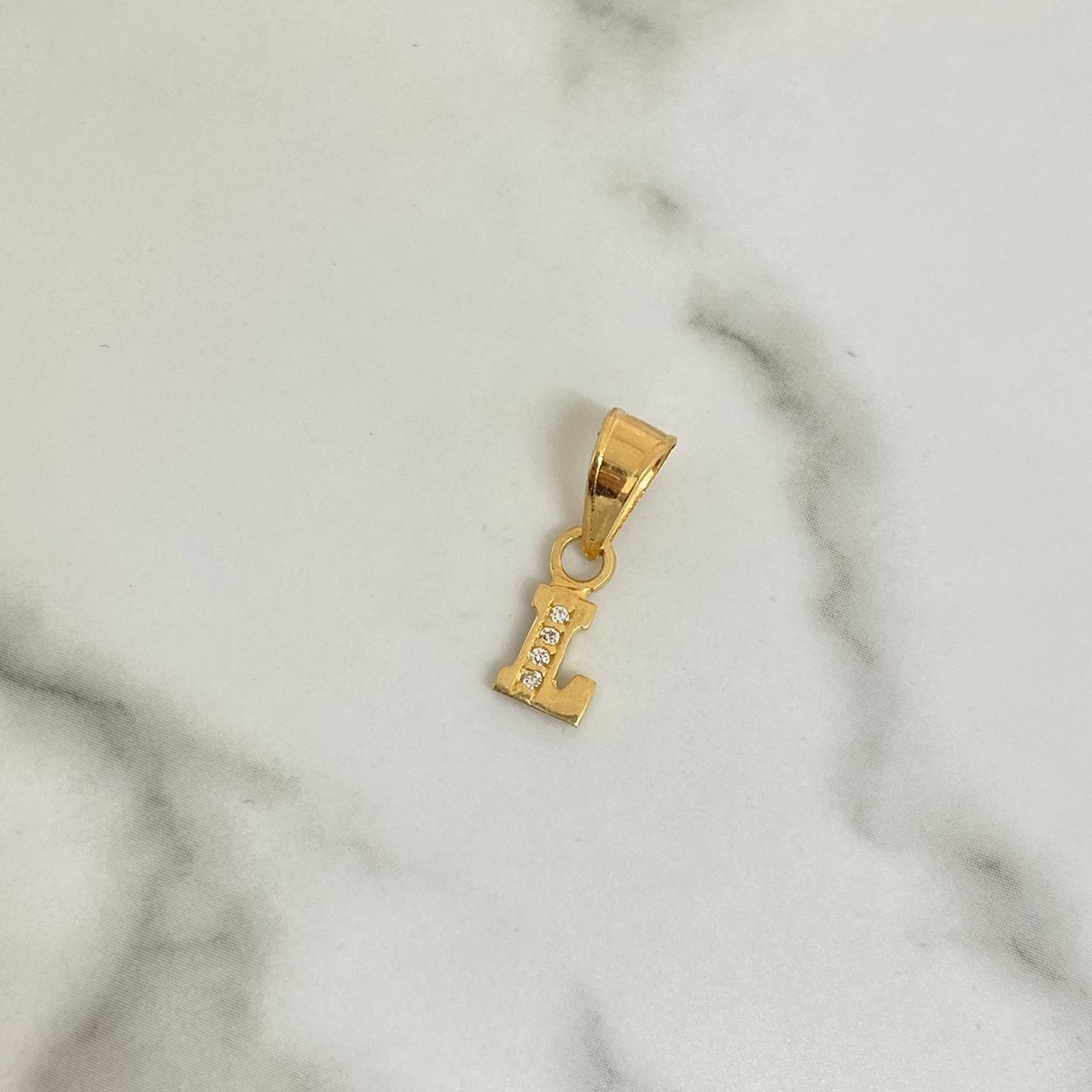 Dije Letra L 1.5cm /0.57/gr ID: 2780