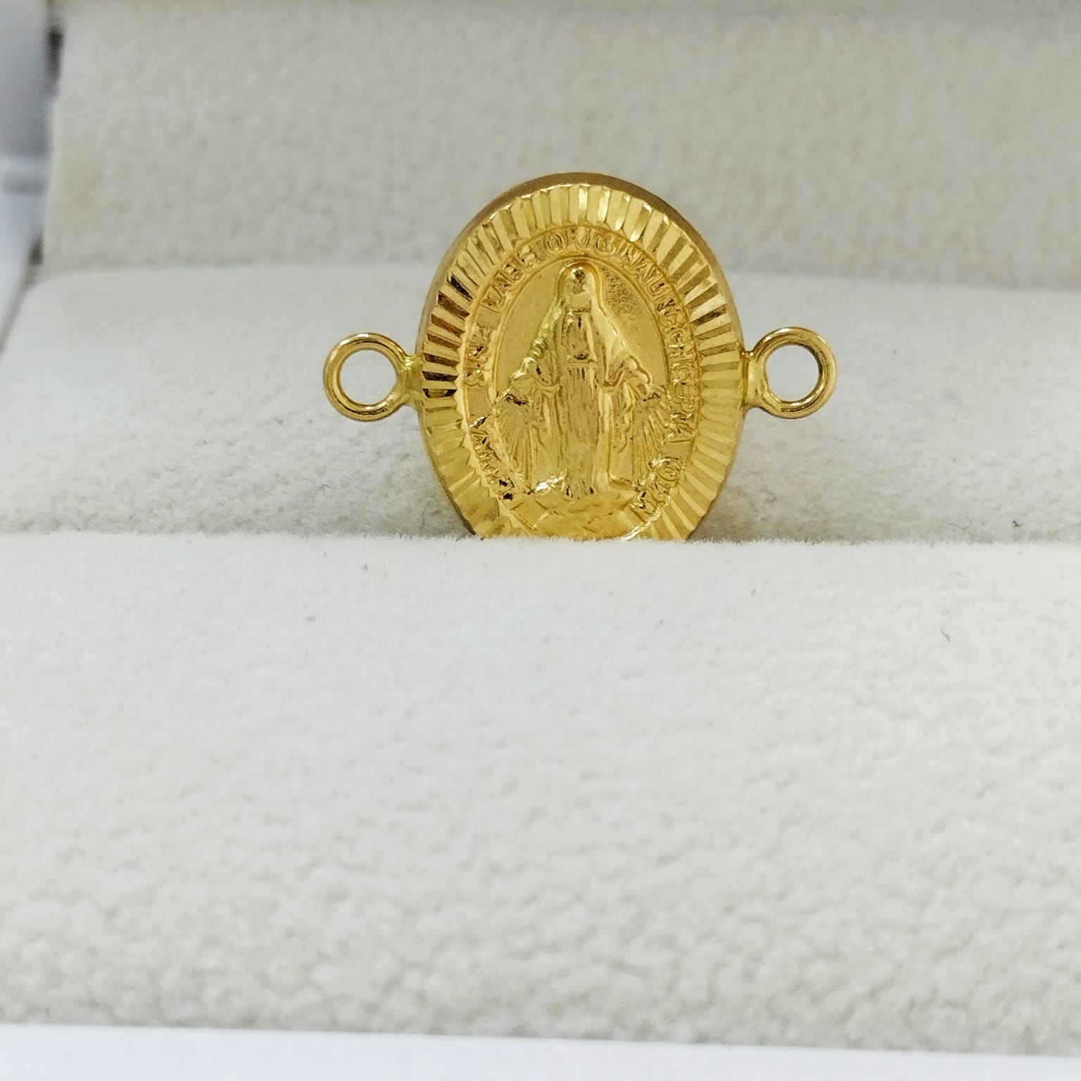 Dije Virgen Milagrosa Diamantada 1.8cm /1.16/gr ID: 2802