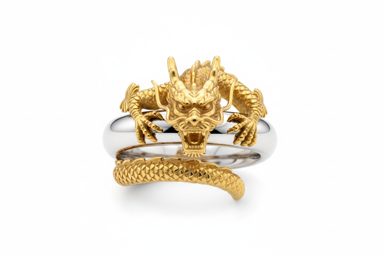 Anillo plata de alta pureza con un dragon en oro 18k